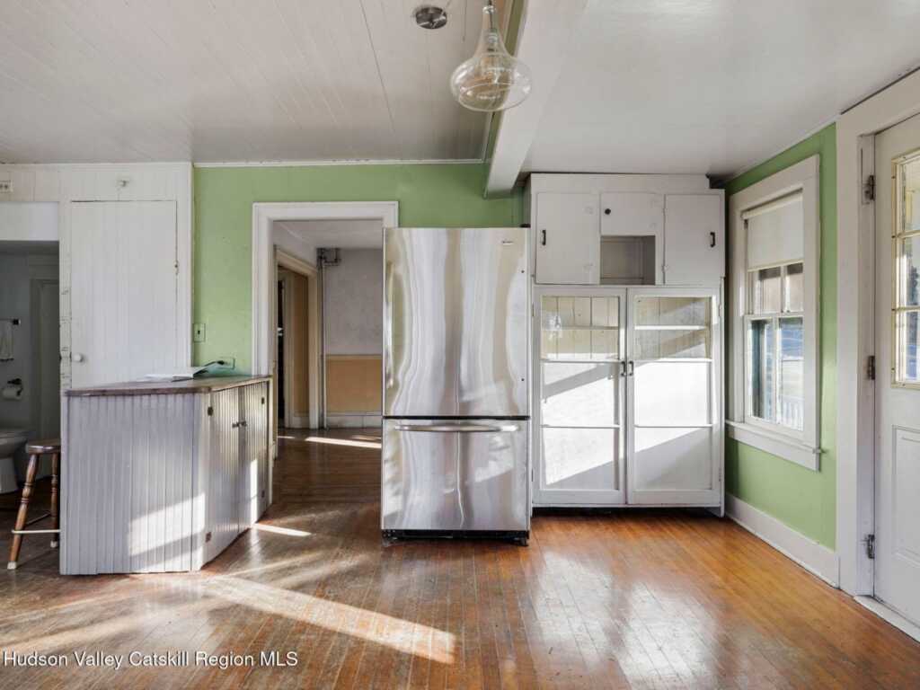 807 Lucas Avenue Extension, Hurley, NY 12443 - Photo 18 of 50