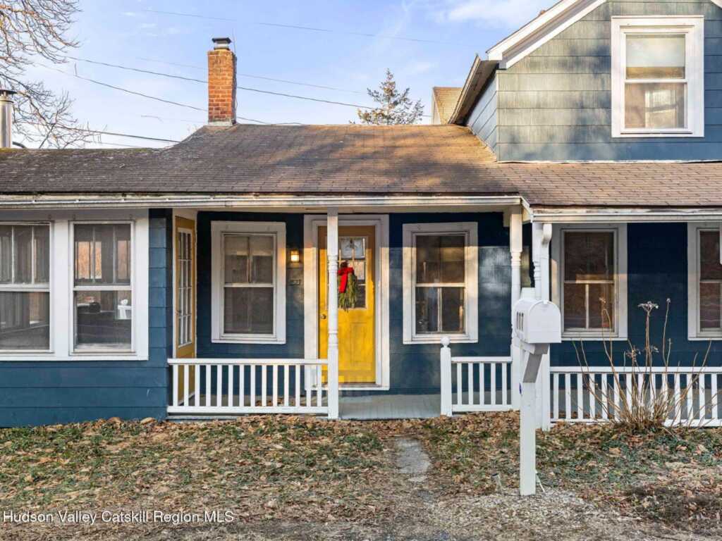 807 Lucas Avenue Extension, Hurley, NY 12443 - Photo 2 of 50