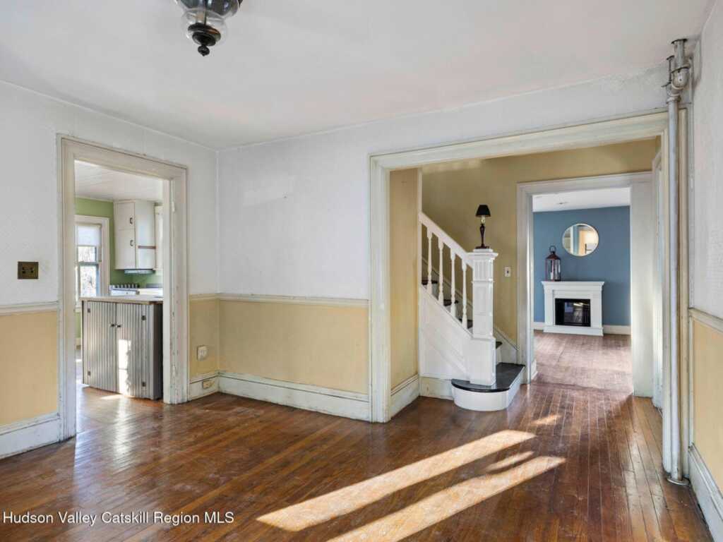 807 Lucas Avenue Extension, Hurley, NY 12443 - Photo 28 of 50