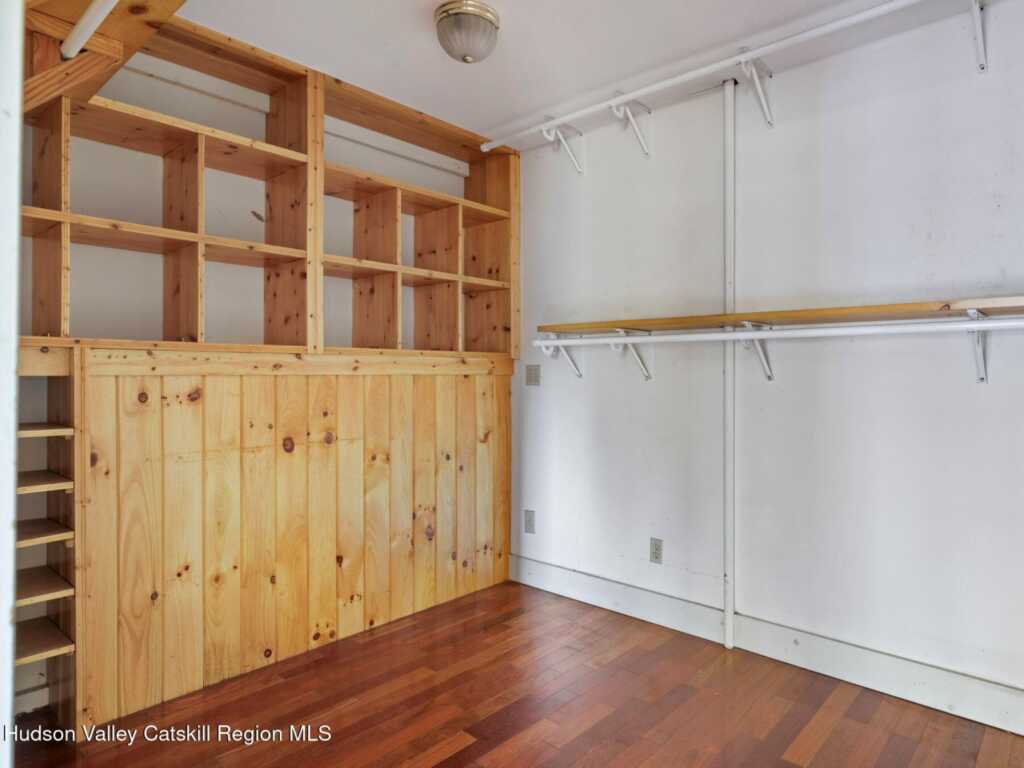 807 Lucas Avenue Extension, Hurley, NY 12443 - Photo 35 of 50