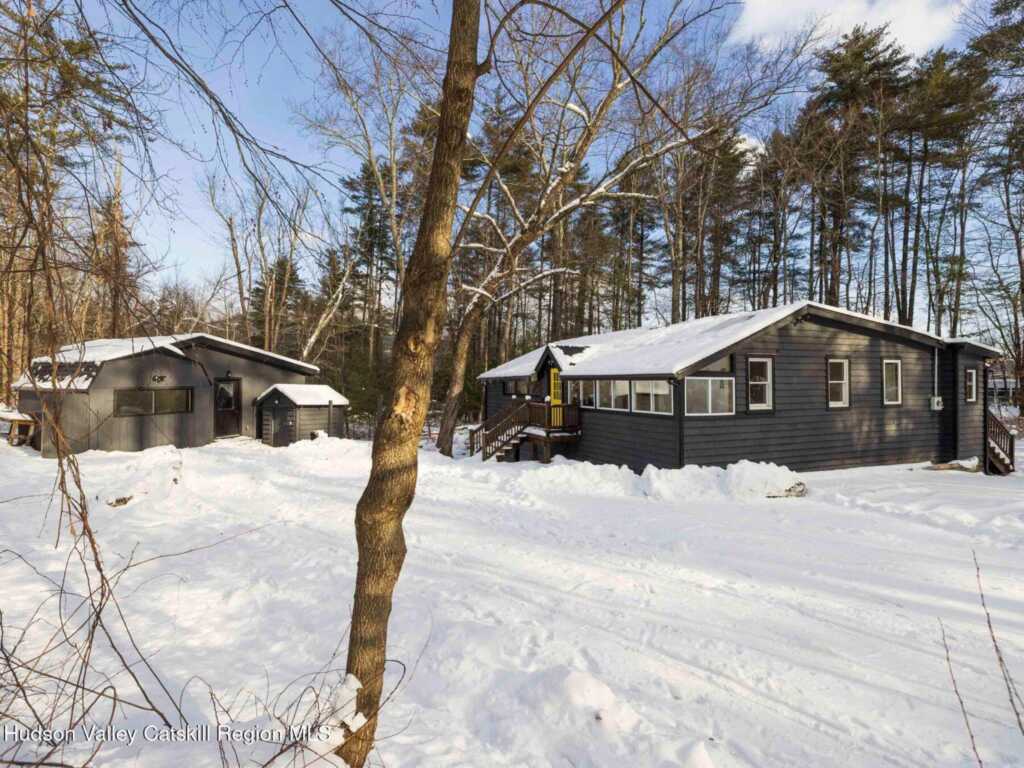 18 Country Club Lane, Woodstock, NY 12498