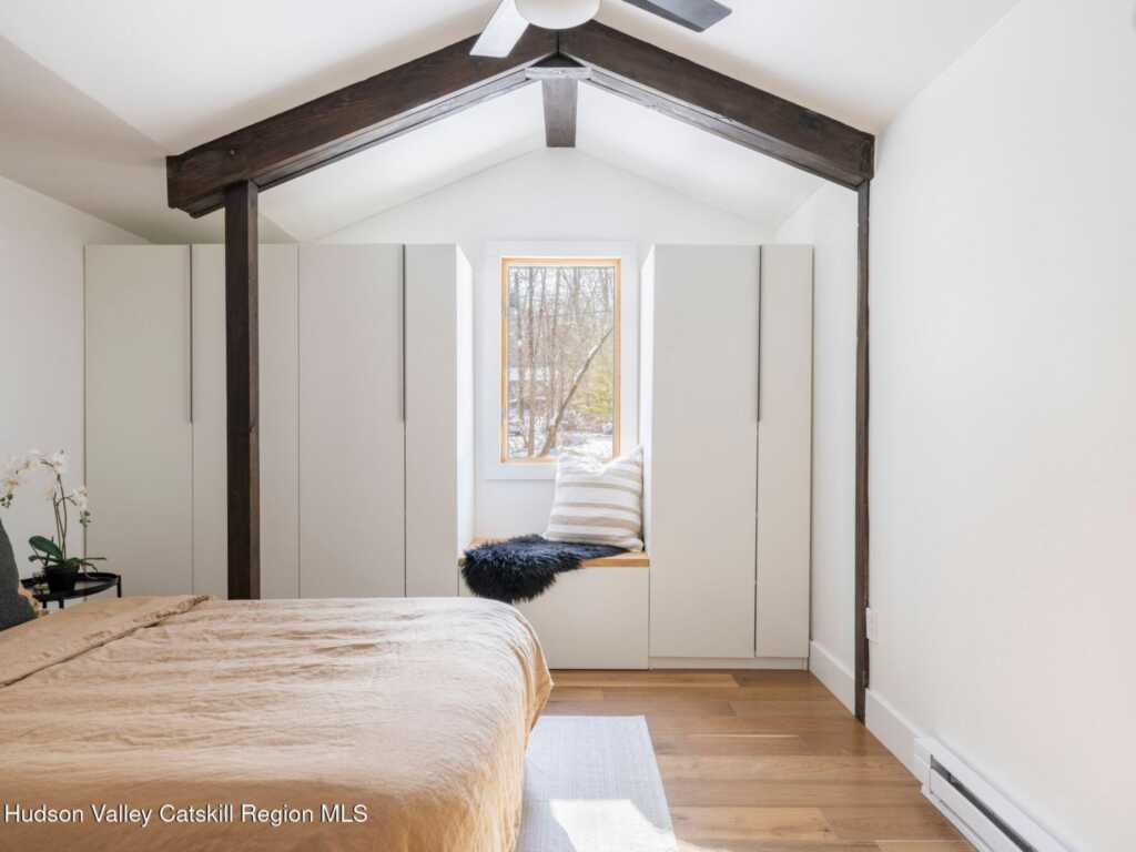 18 Country Club Lane, Woodstock, NY 12498 - Photo 15 of 33