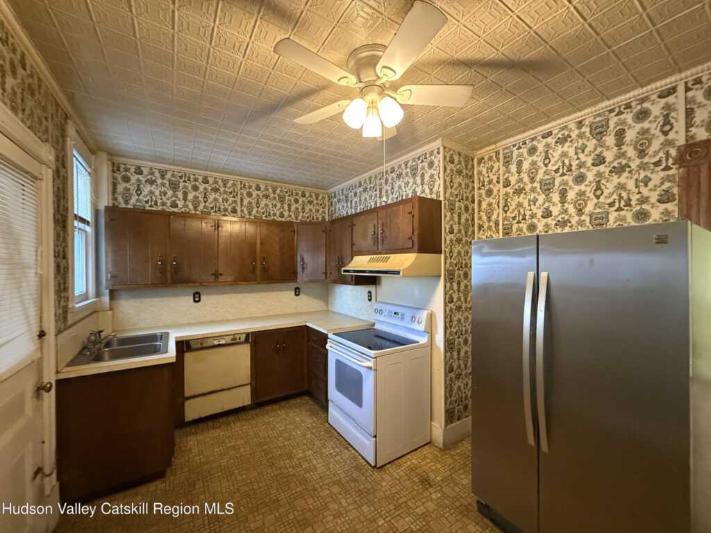 14 Belvedere Street, Kingston, NY 12401 - Photo 15 of 24