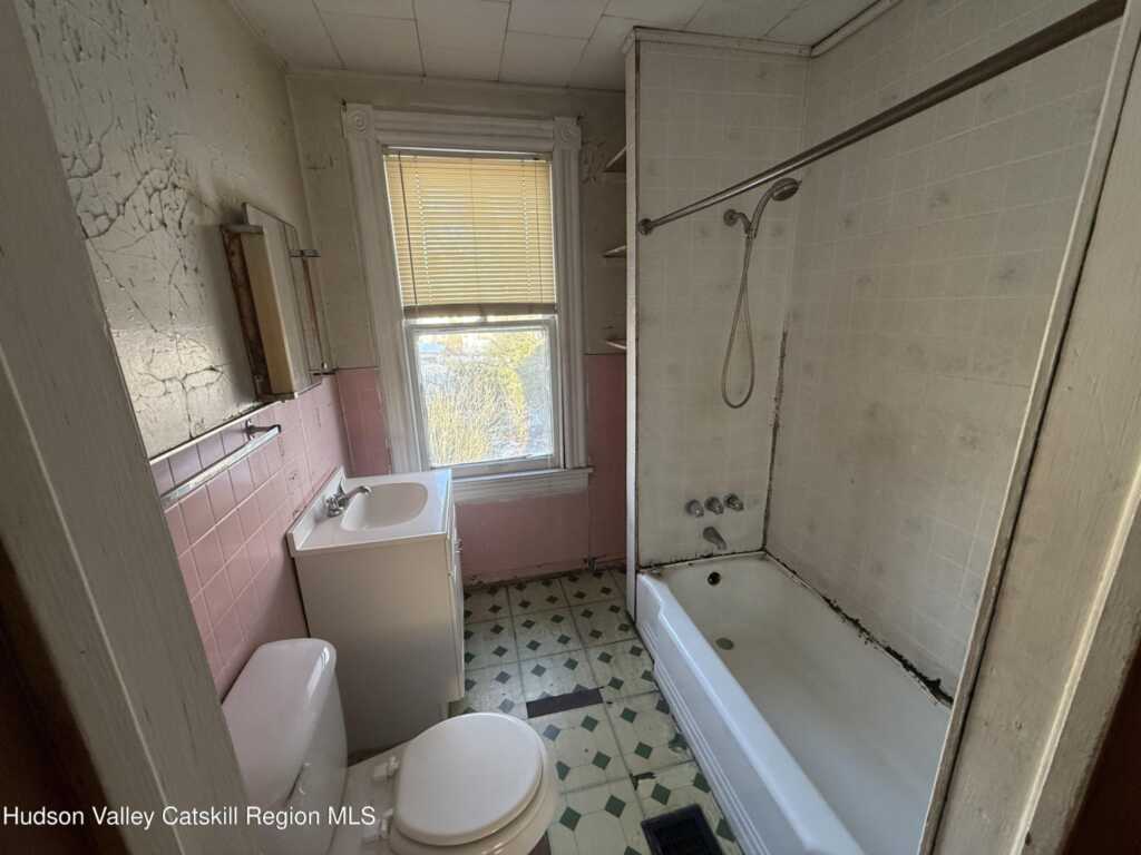 14 Belvedere Street, Kingston, NY 12401 - Photo 18 of 24