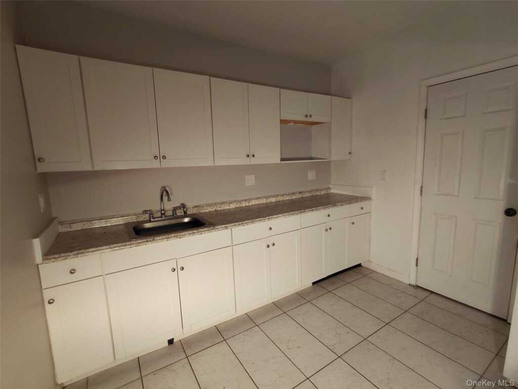 101 Elmendorf Street, Unit #1, Kingston, NY 12401 - Photo 7 of 9