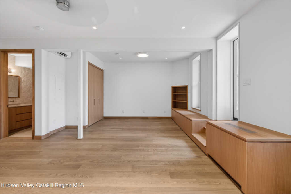 316 Wall Street, Unit #1, Kingston, NY 12401 - Photo 3 of 35