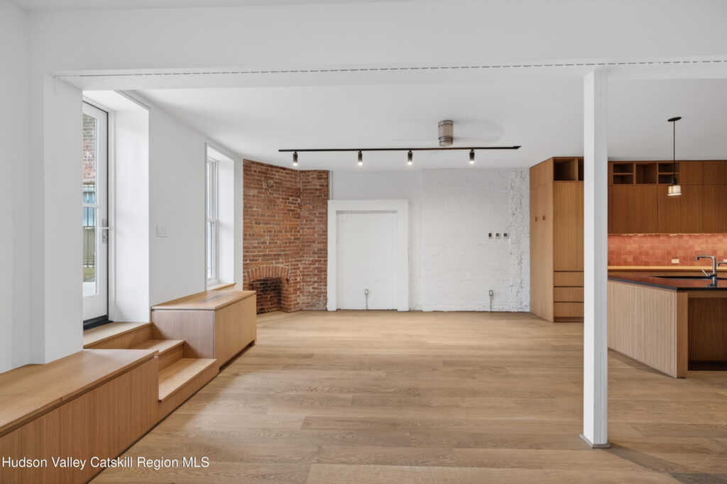 316 Wall Street, Unit #1, Kingston, NY 12401 - Photo 5 of 35