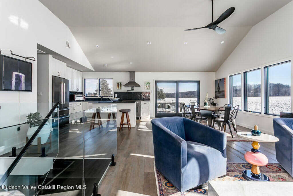 29 Rest Plaus Road, Stone Ridge, NY 12484 - Photo 10 of 44