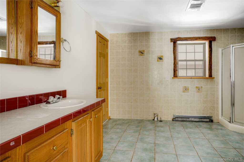 65 Cobble Creek Road, Saugerties, NY 12477 - Photo 18 of 44