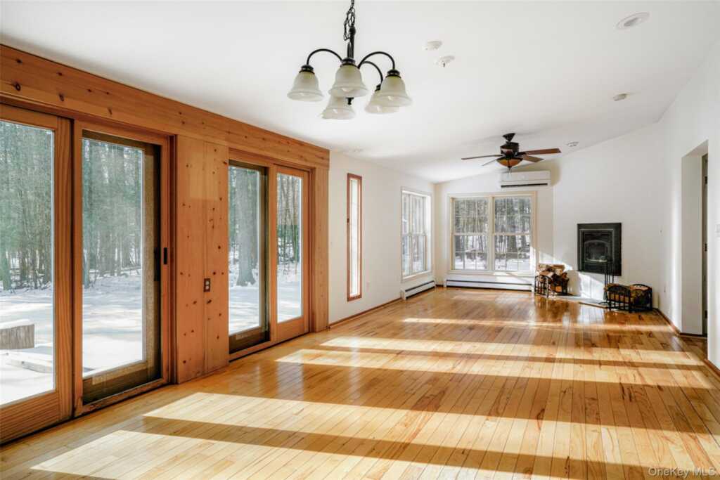 65 Cobble Creek Road, Saugerties, NY 12477 - Photo 30 of 44