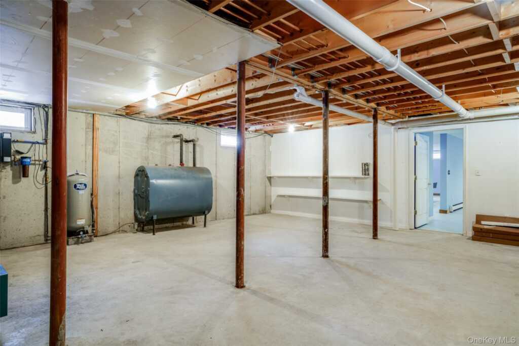 65 Cobble Creek Road, Saugerties, NY 12477 - Photo 40 of 44