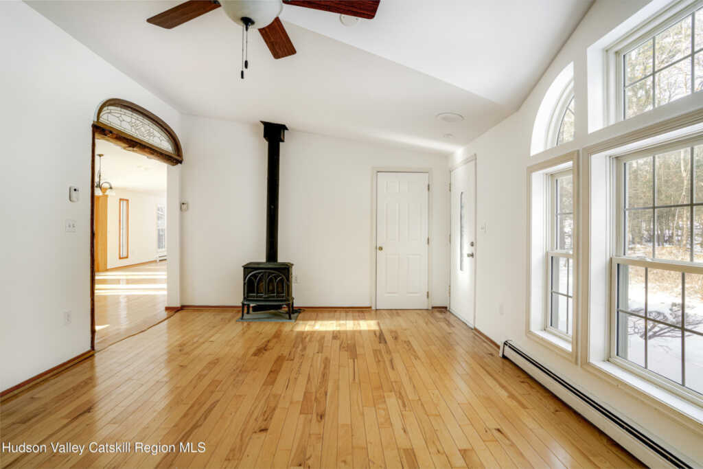 65 Cobble Creek Road, Saugerties, NY 12477 - Photo 16 of 45