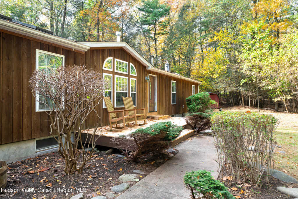 65 Cobble Creek Road, Saugerties, NY 12477 - Photo 6 of 45