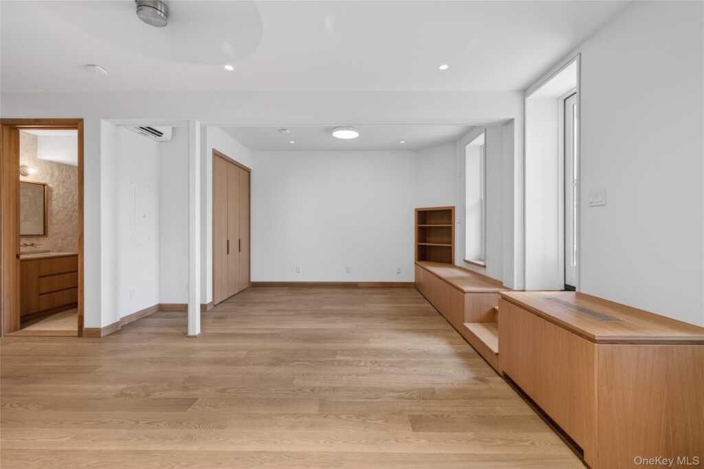 316 Wall Street, Unit #1, Kingston, NY 12401 - Photo 3 of 39