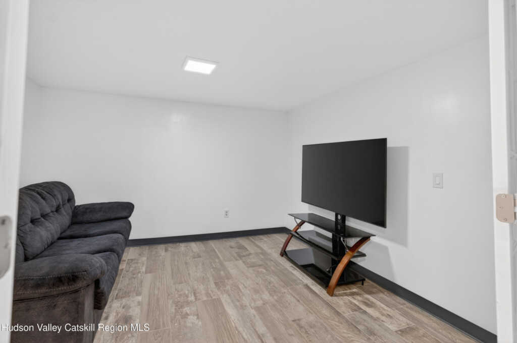 21 Edith Avenue, Saugerties, NY 12477 - Photo 18 of 26