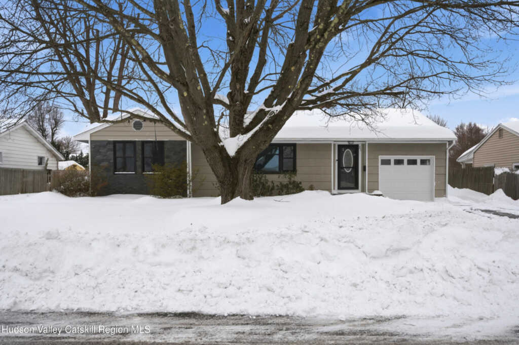 21 Edith Avenue, Saugerties, NY 12477 - Photo 2 of 26