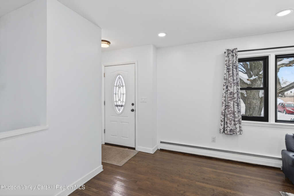 21 Edith Avenue, Saugerties, NY 12477 - Photo 5 of 26