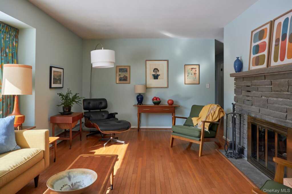 41 Trinity Place, Rhinebeck, NY 12572 - Photo 4 of 19