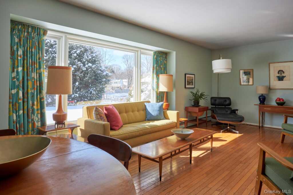 41 Trinity Place, Rhinebeck, NY 12572 - Photo 7 of 19