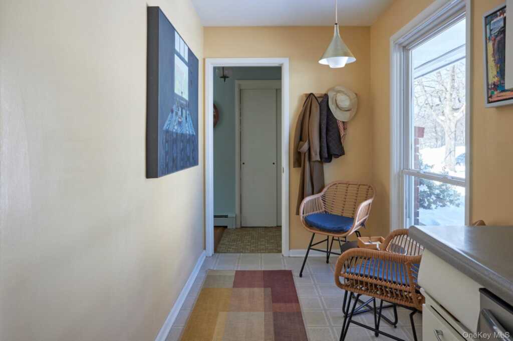 41 Trinity Place, Rhinebeck, NY 12572 - Photo 8 of 19