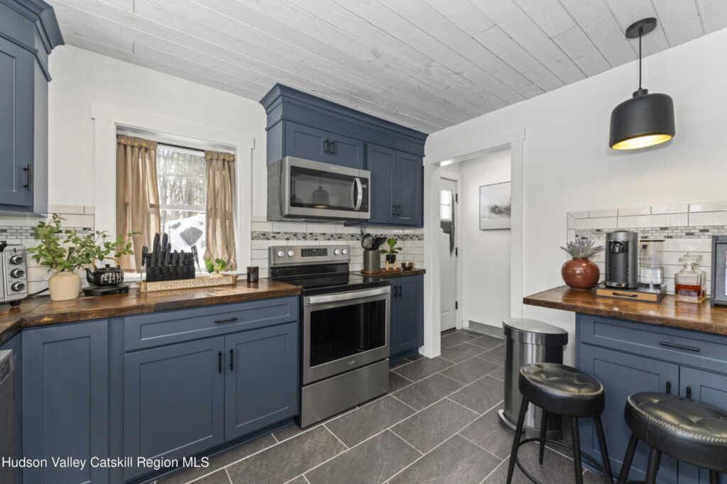 57 Marys Avenue, Kingston, NY 12401 - Photo 5 of 39