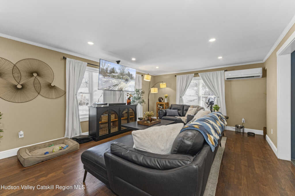 57 Marys Avenue, Kingston, NY 12401 - Photo 7 of 39