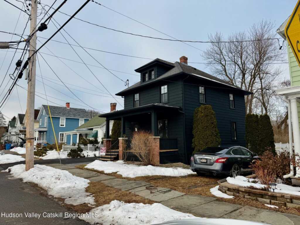 87 Pine Grove Avenue, Kingston, NY 12401 - Photo 3 of 26