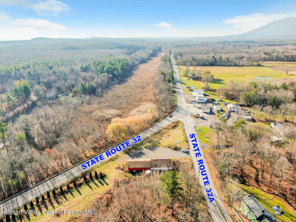 8 Route 32a, Saugerties, NY 12477 - Photo 13 of 19