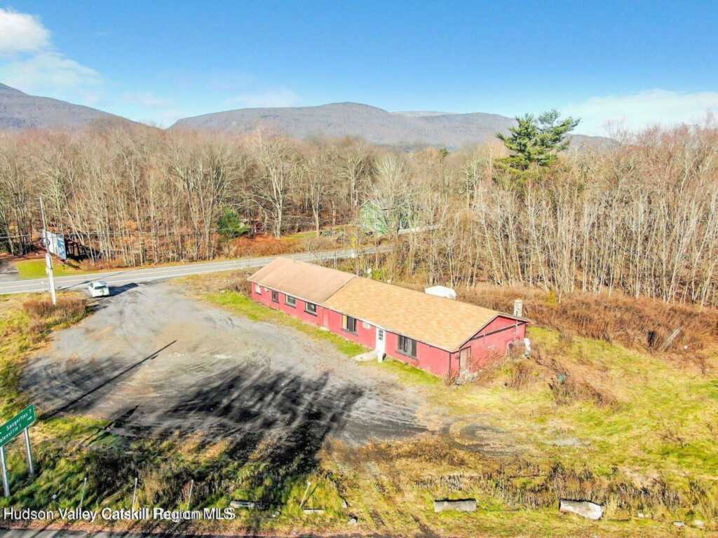 8 Route 32a, Saugerties, NY 12477 - Photo 3 of 19