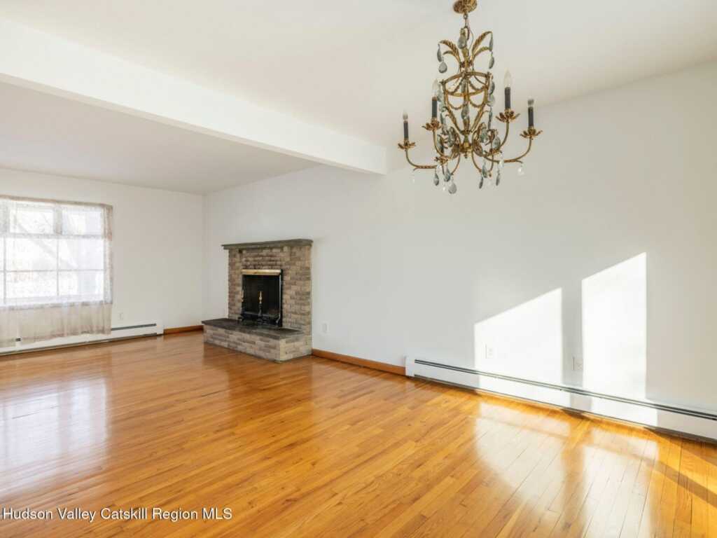 337 Elmendorf Drive, Hurley, NY 12443 - Photo 11 of 47