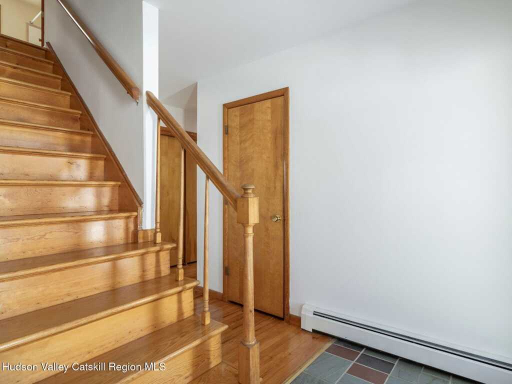 337 Elmendorf Drive, Hurley, NY 12443 - Photo 15 of 47