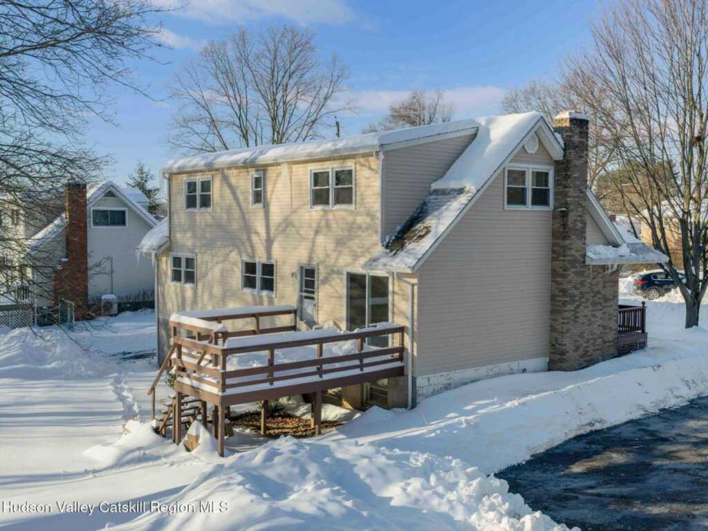 337 Elmendorf Drive, Hurley, NY 12443 - Photo 4 of 47