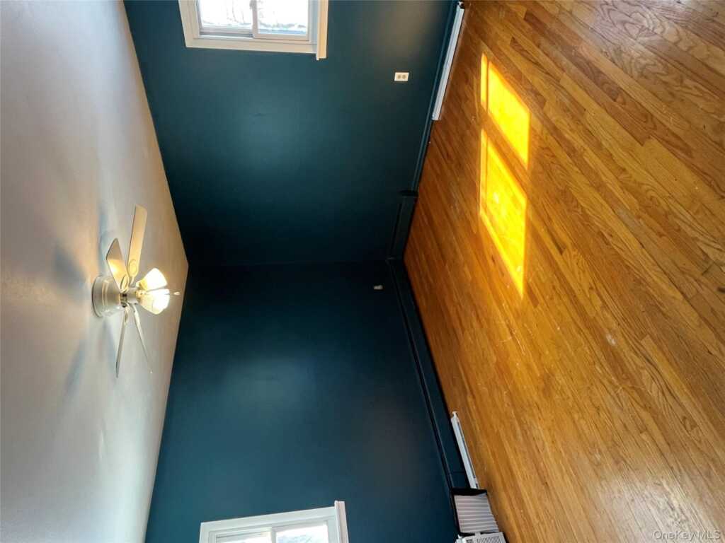 21 Mountain View Avenue, Saugerties, NY 12477 - Photo 6 of 13