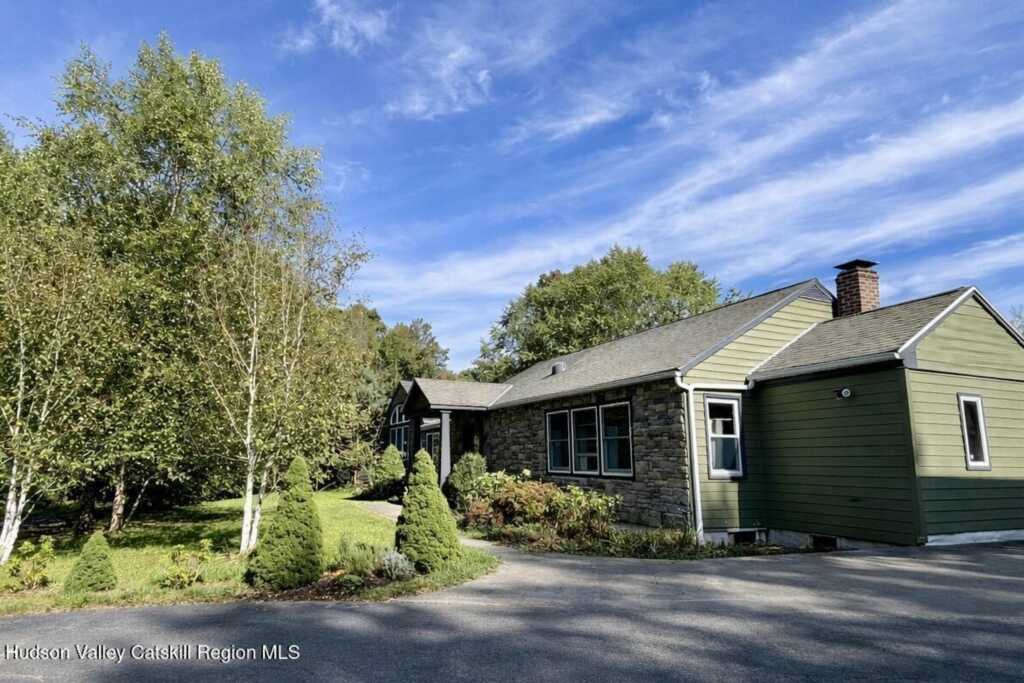 95 Lakeview Avenue, Kingston, NY 12401