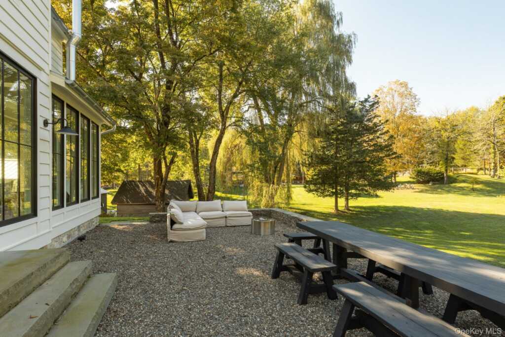 4-6 Old Primrose Hill Road, Rhinebeck, NY 12572 - Photo 35 of 47