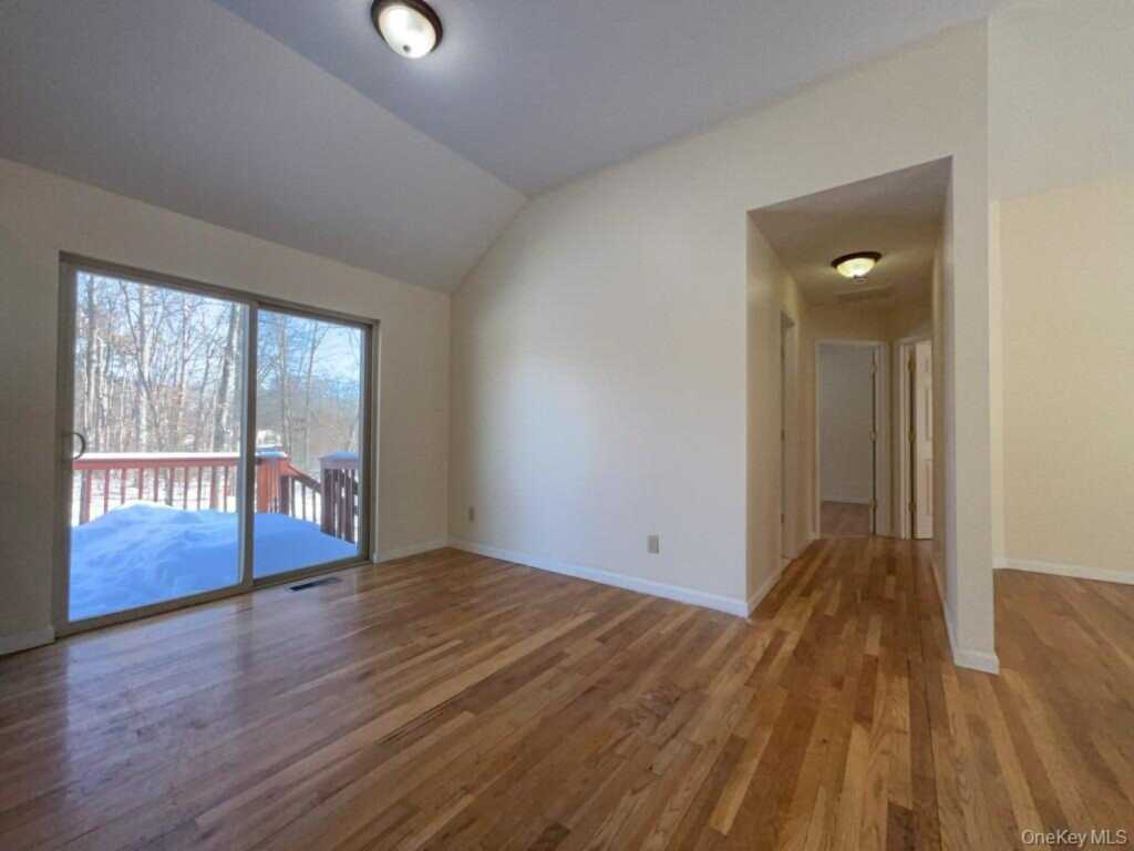 2 Fieldstone Drive, New Paltz, NY 12561 - Photo 4 of 15