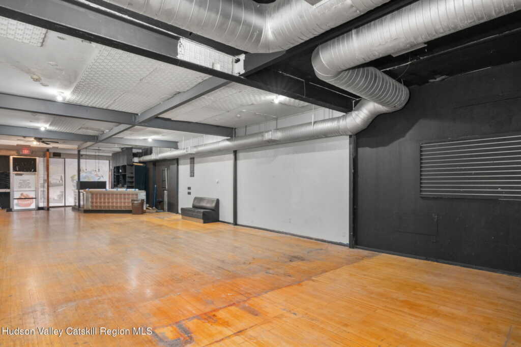 323 Wall Street, Kingston, NY 12401 - Photo 15 of 25