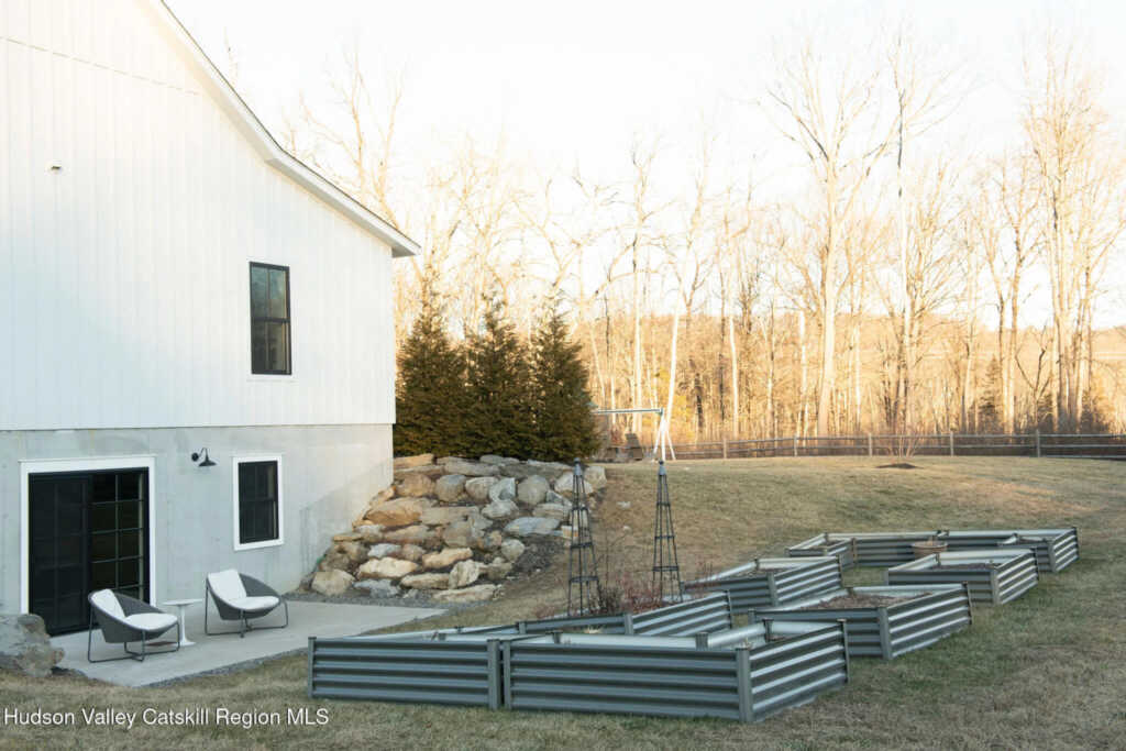 11 Crimson Hill, Rhinebeck, NY 12572 - Photo 33 of 37