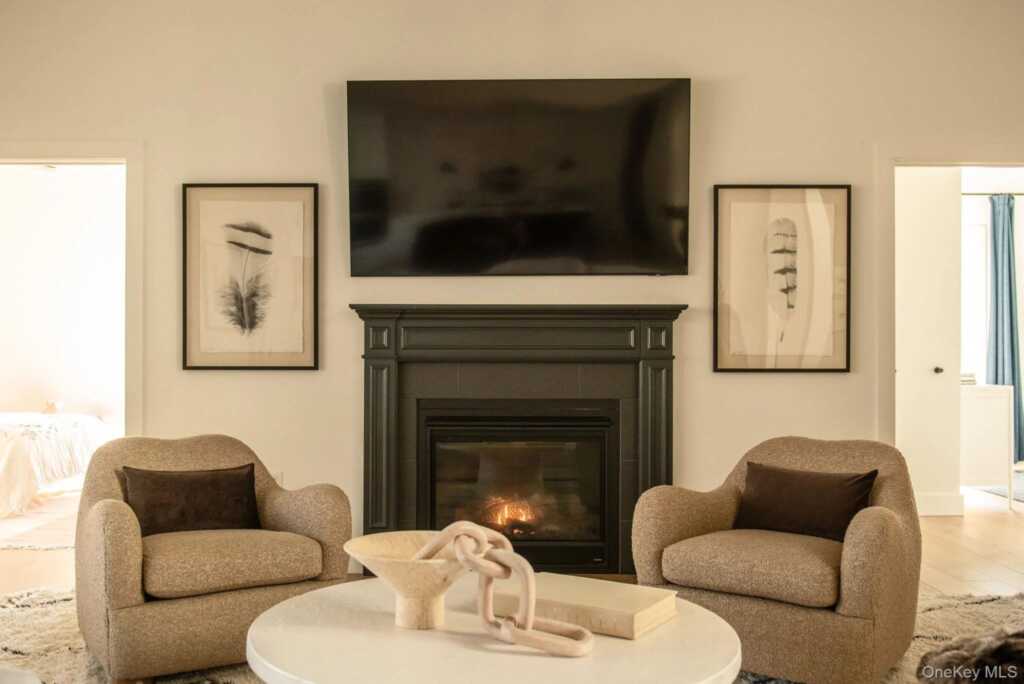 11 Crimson Hill Road, Rhinebeck, NY 12572 - Photo 12 of 37