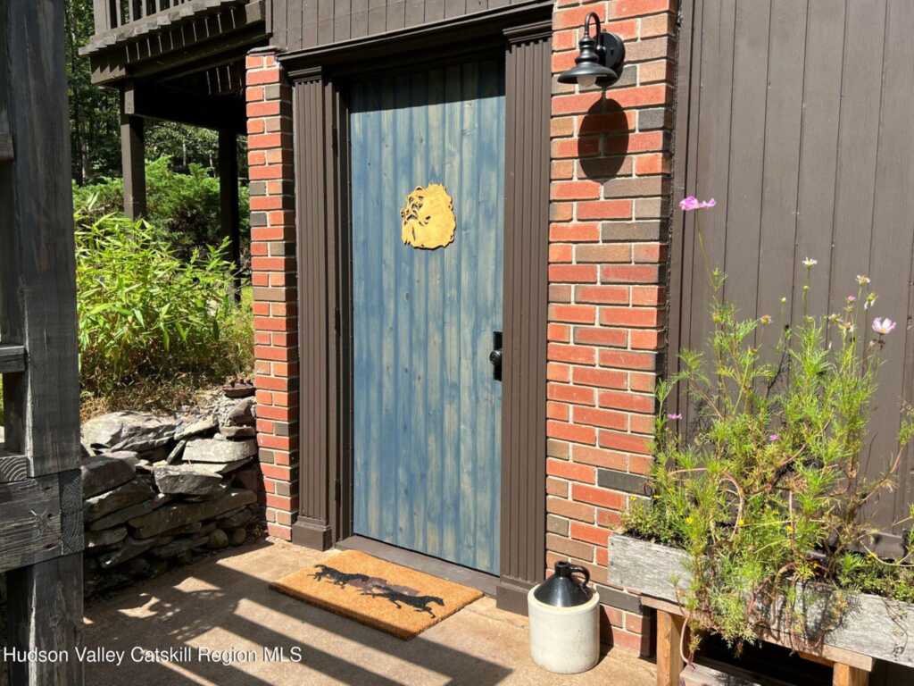 404 John Joy Road, Woodstock, NY 12498 - Photo 4 of 50