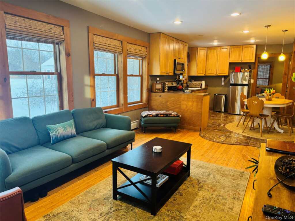 8 S Ohioville Road, New Paltz, NY 12561 - Photo 2 of 26