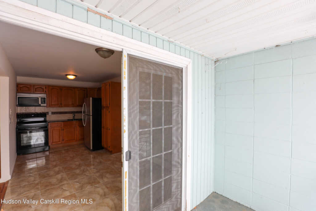 30 Lamb Avenue, Unit #5d, Saugerties, NY 12477 - Photo 9 of 22