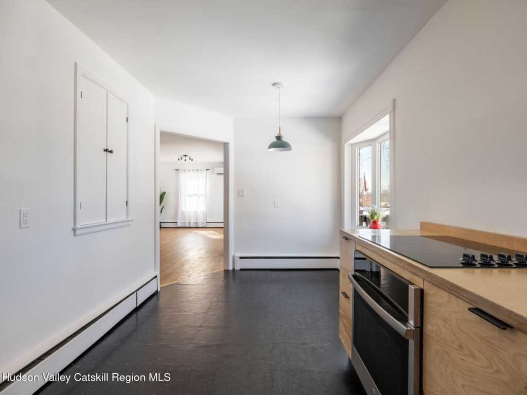 2 Florence Street, Kingston, NY 12401 - Photo 12 of 41