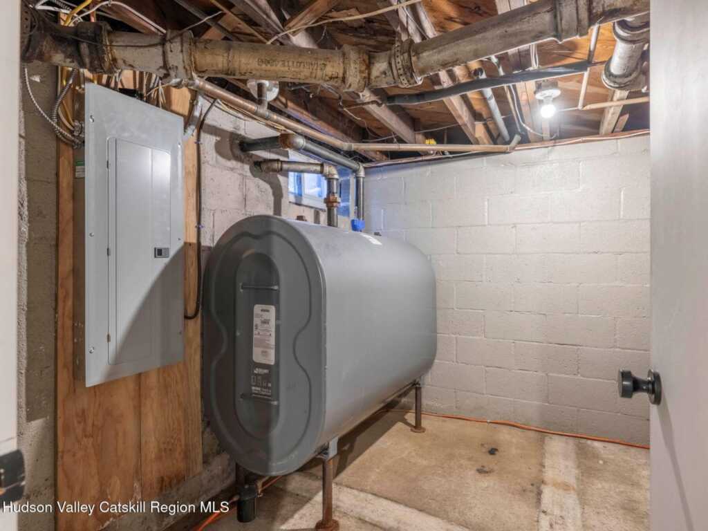 2 Florence Street, Kingston, NY 12401 - Photo 39 of 41