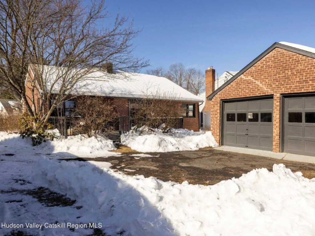 2 Florence Street, Kingston, NY 12401 - Photo 5 of 41