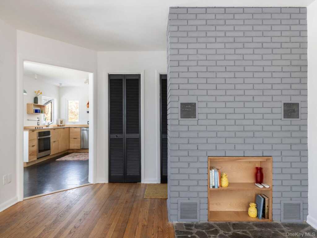 2 Florence Street, Kingston, NY 12401 - Photo 7 of 41