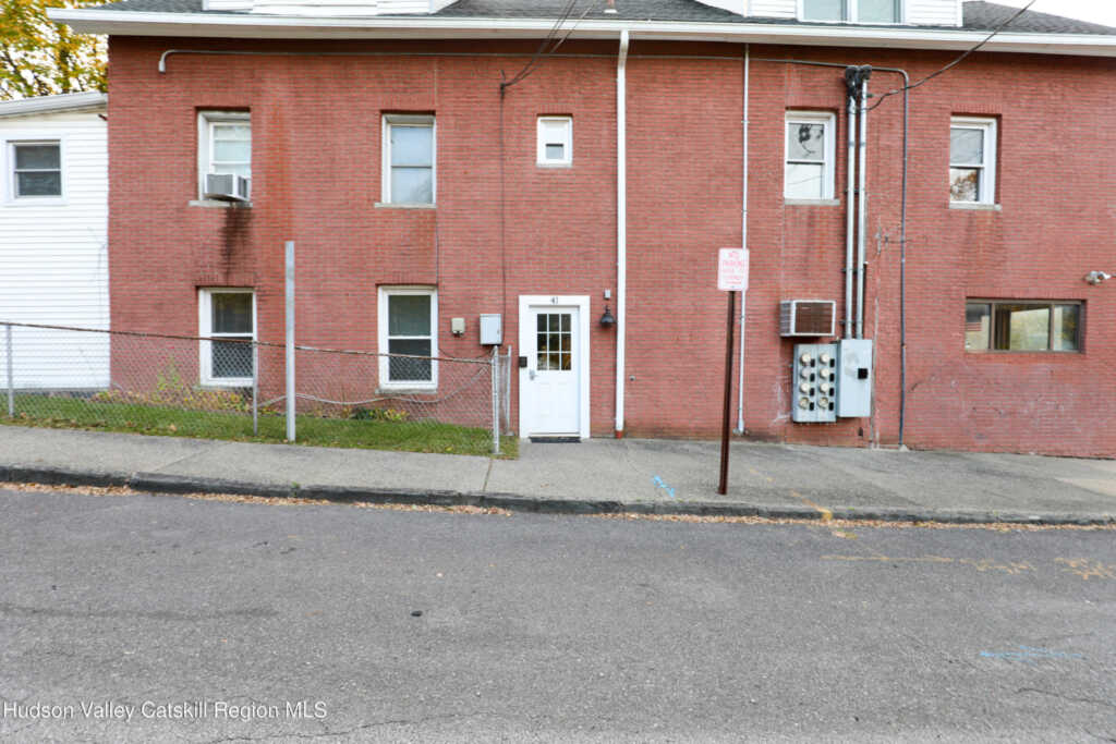 41 Livingston Street, Unit #1, Kingston, NY 12401