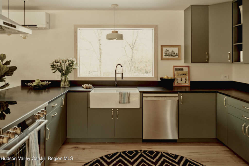 186 Vly Atwood Road, Stone Ridge, NY 12484 - Photo 6 of 50