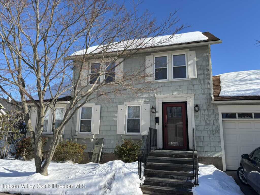 18 Schryver Court, Kingston, NY 12401