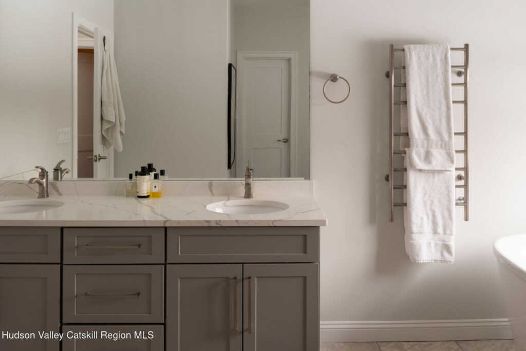 46 Will Tremper Drive, Rhinebeck, NY 12572 - Photo 13 of 37